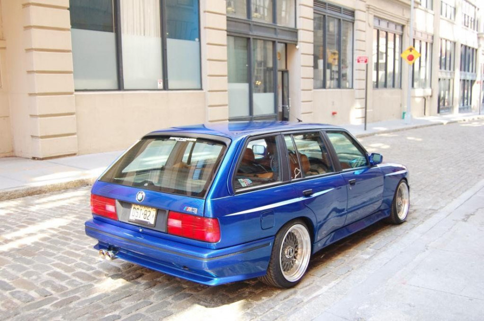 BMW E30 M3 Touring 4